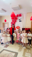 В группе "Гномик" поздравили самых любимых мам и бабушек с 8 марта! В группе "Гномик" поздравили самых любимых мам и бабушек с 8 марта!.
